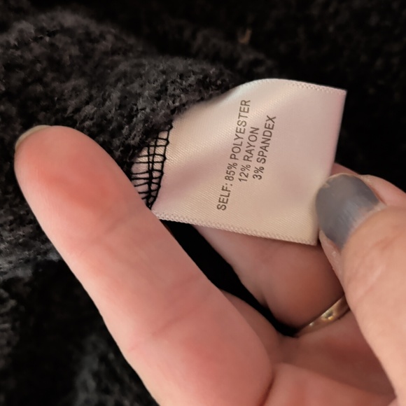 Jane & Delancey Chunky Gray Sweater - Picture 11 of 11